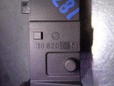 2108200151 commande autoradio