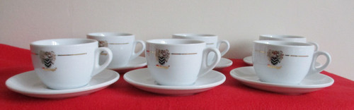 Tasses café et sous - tasses,
