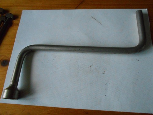 Outil roue bmw original - outil,
