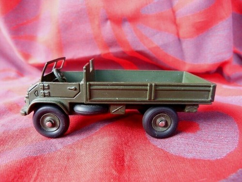 Dinky toys 821 - dinky,