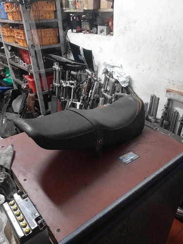 Selle honda rothmans 125 - selle,