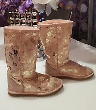 Très jolie bottes UGG, taille 40