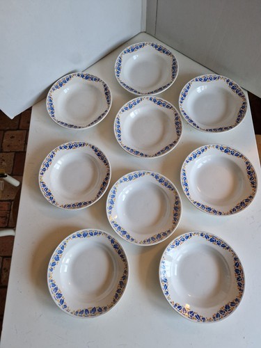 Lot assiettes creuses - 9,