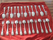 Ménagère Boulenger couverts fourchettes cuillères argenterie décor de table