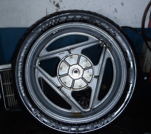 Cagiva 125 blues roue jante - cagiva,