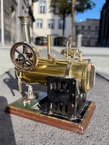 Ancienne machine vapeur - ancienne,