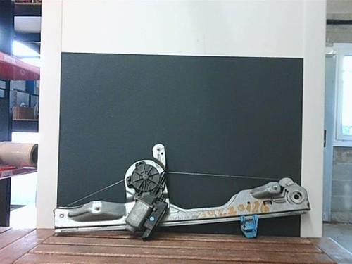 Leve vitre electrique avant