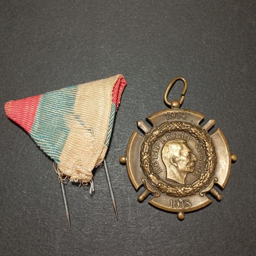Medaille - q7/04/26,