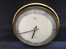 Pendule murale Jaeger électrique Bon état de fonctionnement diamètre 20 cms