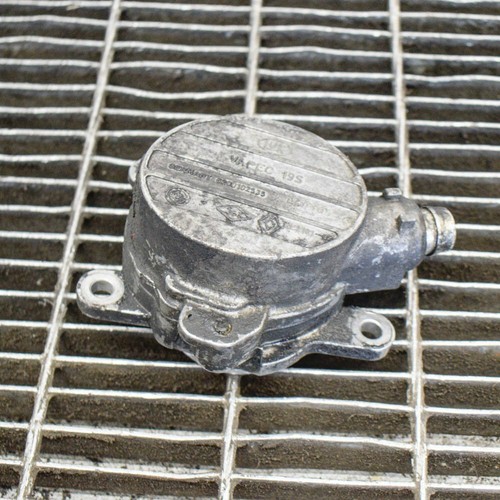 Pompe vide moteur - à,