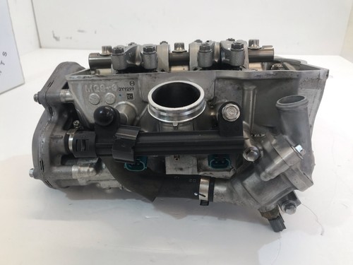 Tête moteur honda adv 750 - honda,