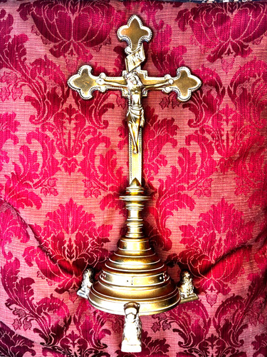 Ancienne croix autel fin - ancienne,
