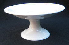 Ancien compotier blanc sur