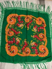 foulard en laine russe , 80/80 cm