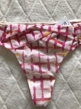 String Gamme Encens Moi Effet Tulle Plis Rose Fushia Orange CHANTAL THOMASS 40