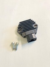 Régulateur tension Honda 125 Varadero - 2002