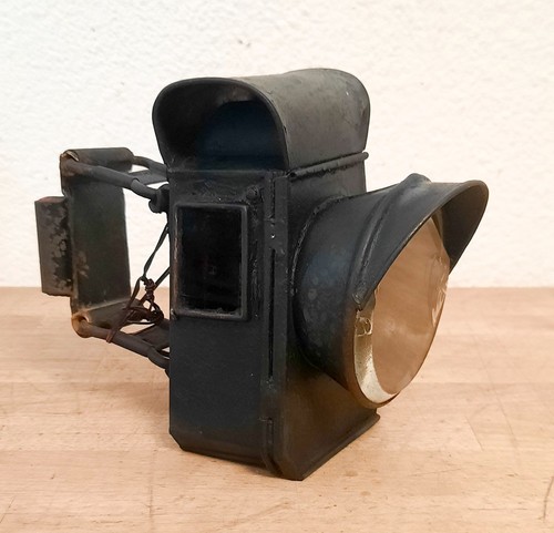 Ancienne lampe phuile - ancienne, ou