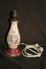 Pied de lampe en porcelaine de