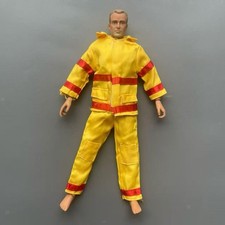 Tenue de pompier (uniforme)