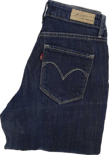 Levi demi curve bleu - curve,