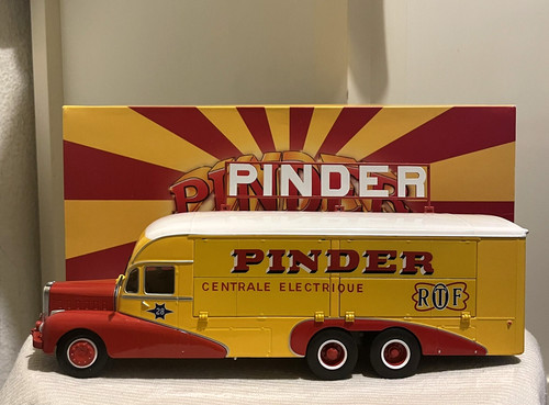 Camion cirque pinder 26 - camion,