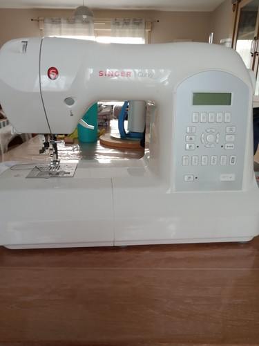 Machine coudre singer curvy - machine,