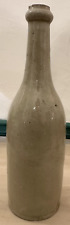 Bouteille ancienne gris beige en grès
