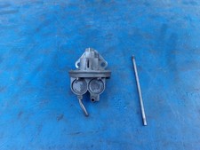 pompe a essence Citroën 2cv