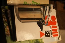 SEB LIVRE 300 RECETTES SEB  cocotte minute