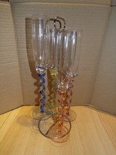 Service 4 flûtes avec stand métal Lunch et Luz ( 35 cm de haut )