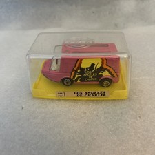 No Majorette / Mira Stretcha Fetcha Charlie Angel’s