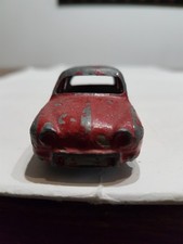 Miniature Dinky Toys 1/43 Renault Dauphine 24E