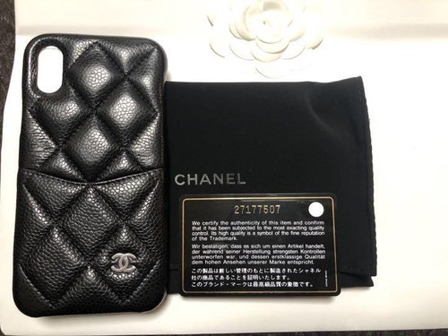 Coque chanel peau caviar - peau,