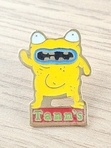 Pin vintage rétro - pin's,