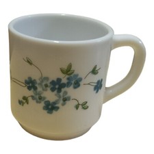 Vintage  petite tasse arcopal myosotis fleurs bleues 1970 vaisselle 5 en stocks