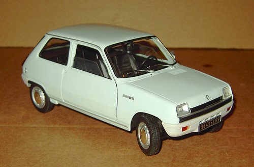 Renault 1 18e - tl,