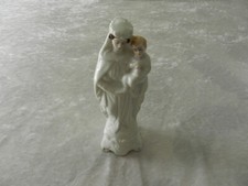 Art religieux statuette globe de mariée Vierge Marie à l'Enfant porcelaine Paris