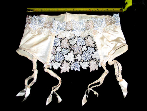 Lise charmel porte jarretelles - charmel, porte-jarretelles