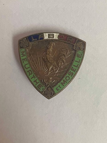 Ancien petit insigne - ancien, de
