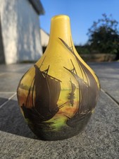 Vase Daum Nancy paysage maritime en verre multicouches dégagé à l'acide