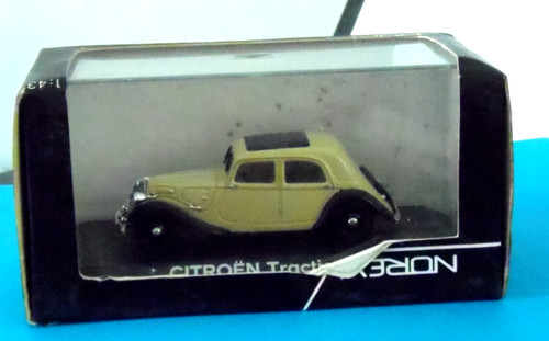 Voiture citroen traction 7 - ,