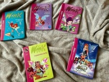 LOT DE 5 LIVRES  BIBLIOTHEQUE