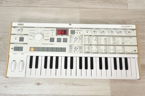 Synthétiseur korg microkorg - korg,