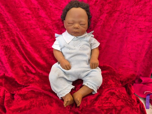 Tres joli bebe reborn - joli,