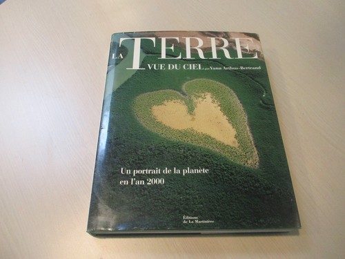 Livre terre vue ciel - terre,