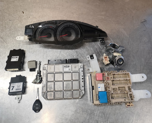 Kit demarrage ecu - toyota, verso