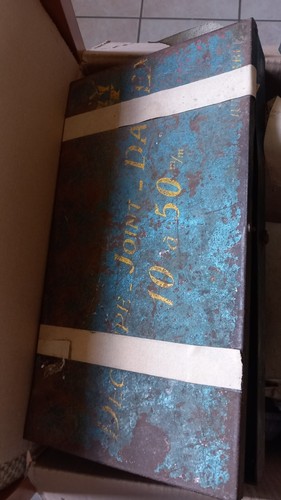 Tres ancienne boite decoupe - tres,