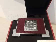 CARTIER Reveil Pendulette de style Art Déco  acier .Décorée de Galuchat Bordeaux