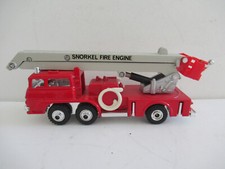 Miniature Pompiers camion nacelle Shinsei
