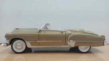  YAT MING.  CADILLAC COUPE DEVILLE  1949. CONVERTIBLE . Ech. 1:18.  NEUF